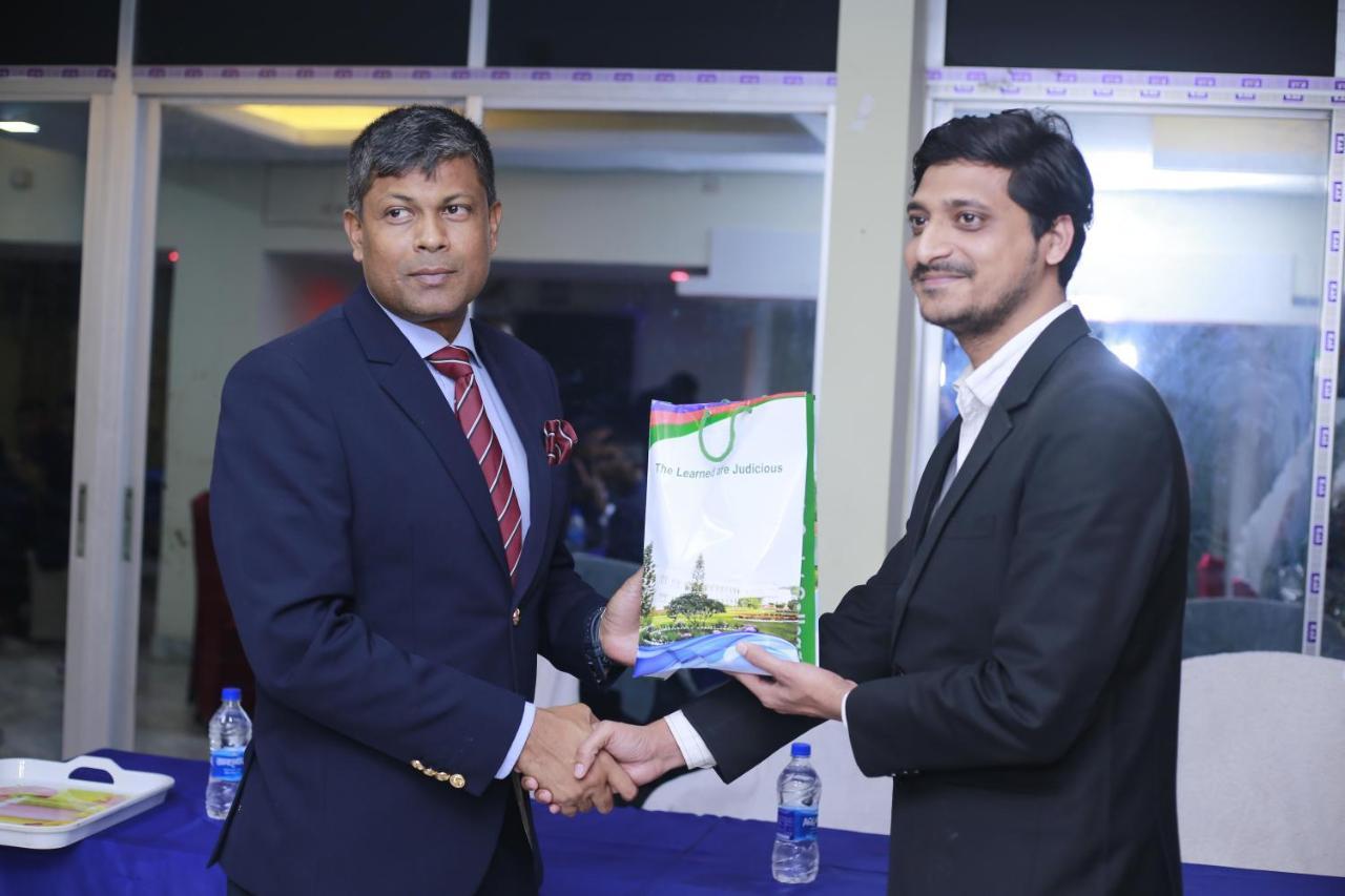 Hotel Pushpo Bilash Khulna Bagian luar foto